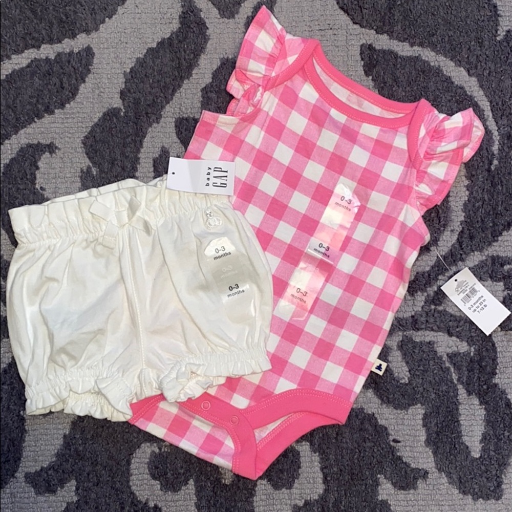 Baby Gap outfit